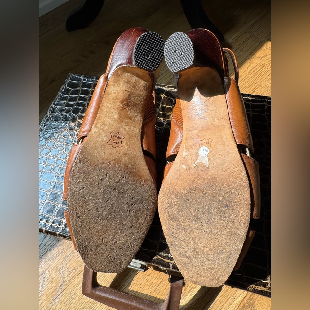 Enzo Angiolini chestnut Leather Sandals with back strap. - Picture 5 of 16